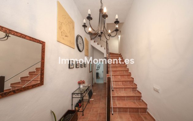 Reventa - Adosado - Interior  - Guaro