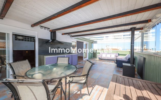 Reventa - Adosado - Interior  - Guaro