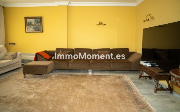 Reventa - Villa - Marbella - Elviria