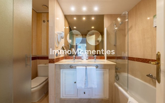 Resale - Apartment - Marbella - Marbella Centro