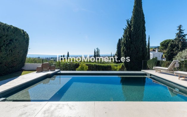 Resale - Villa - El Paraiso - New Golden Mile