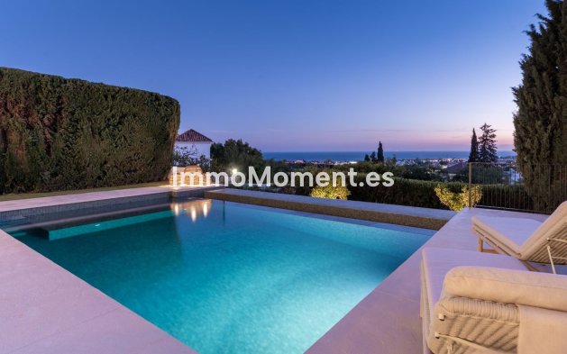 Resale - Villa - El Paraiso - New Golden Mile
