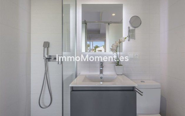 Revente - Appartement - Estepona  - New Golden Mile