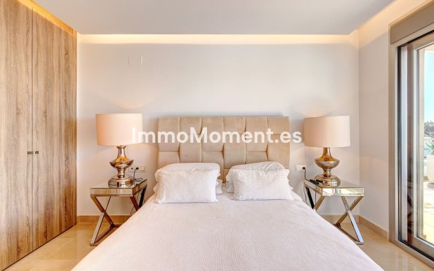 Resale - Apartment - Benahavís - Benahavís Centro