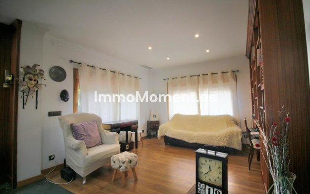 Revente - Villa - Benalmadena - Benalmadena Centro