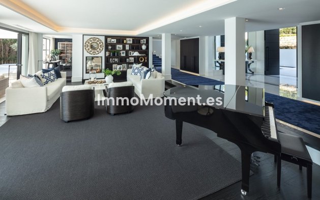 Resale - Villa - Marbella - Marbella Centro