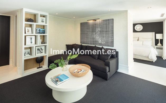 Resale - Villa - Marbella - Marbella Centro