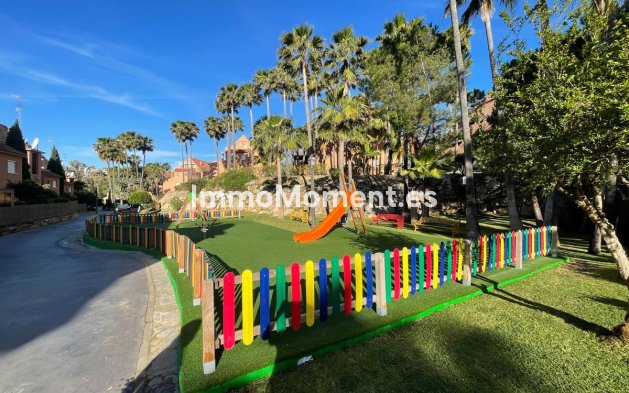 Resale - Apartment - Casares - Casares Playa