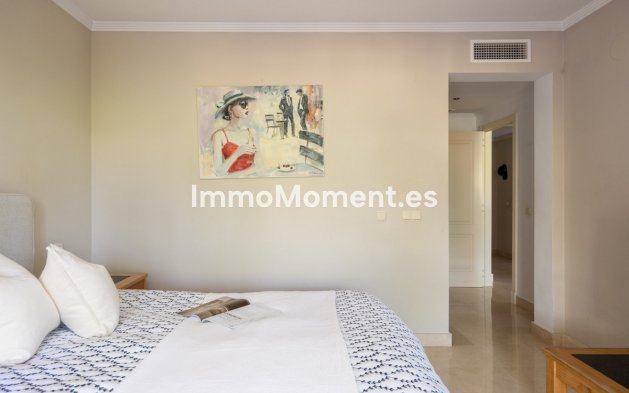Wiederverkauf - Wohnung - Marbella - Nueva Andalucía