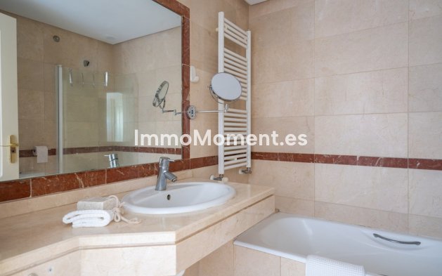 Wiederverkauf - Wohnung - Marbella - Nueva Andalucía