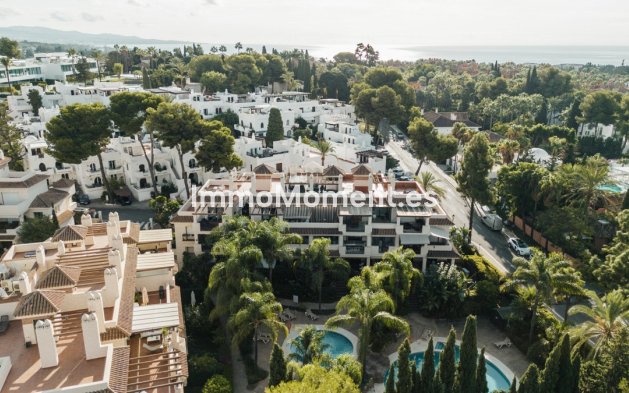 Wiederverkauf - Wohnung - Marbella - Nueva Andalucía