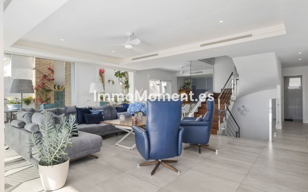 Revente - Villa - Benalmadena - Benalmadena Centro