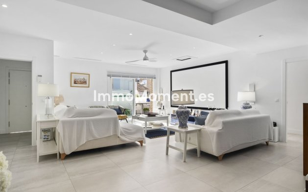 Revente - Villa - Benalmadena - Benalmadena Centro