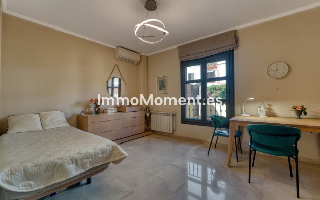 Wiederverkauf - Villa - Marbella - Guadalmina Alta