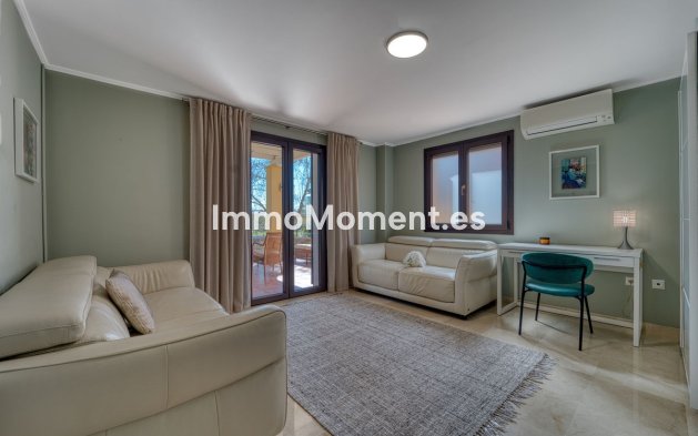 Wiederverkauf - Villa - Marbella - Guadalmina Alta