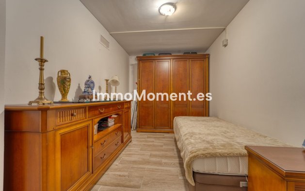 Wiederverkauf - Villa - Marbella - Guadalmina Alta