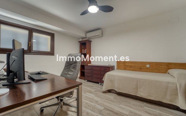 Wiederverkauf - Villa - Marbella - Guadalmina Alta