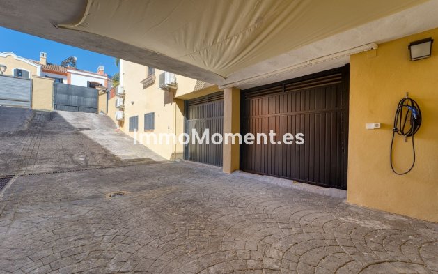 Wiederverkauf - Villa - Marbella - Guadalmina Alta