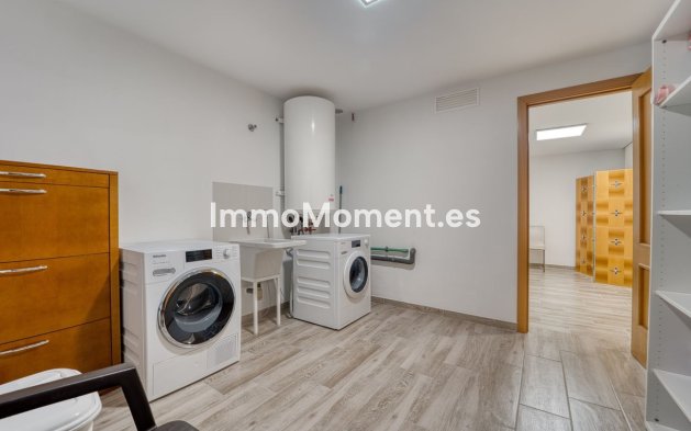 Wiederverkauf - Villa - Marbella - Guadalmina Alta