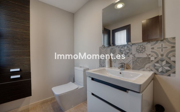 Wiederverkauf - Villa - Marbella - Guadalmina Alta