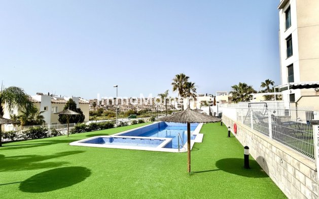 Wiederverkauf - Wohnung - Orihuela - Villamartin