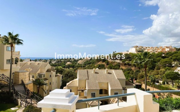 Resale - Apartment - Marbella - Elviria