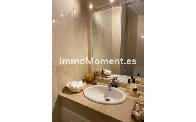 Resale - Apartment - Marbella - Elviria