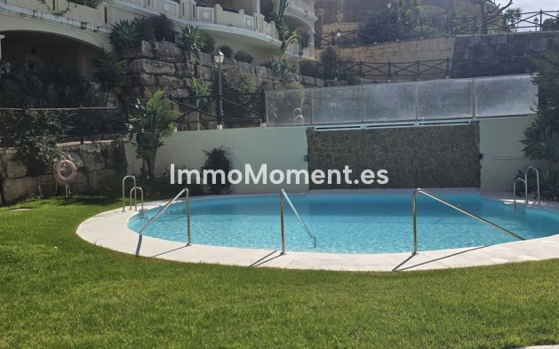 Resale - Apartment - Marbella - Elviria