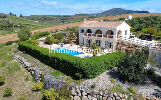 Wiederverkauf - Landhaus -   Inländisch - Alora