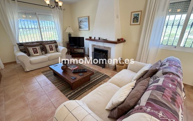 Wiederverkauf - Landhaus -   Inländisch - Alora