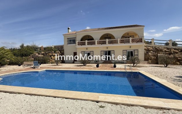 Wiederverkauf - Landhaus -   Inländisch - Alora