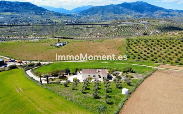 Wiederverkauf - Landhaus -   Inländisch - Alora