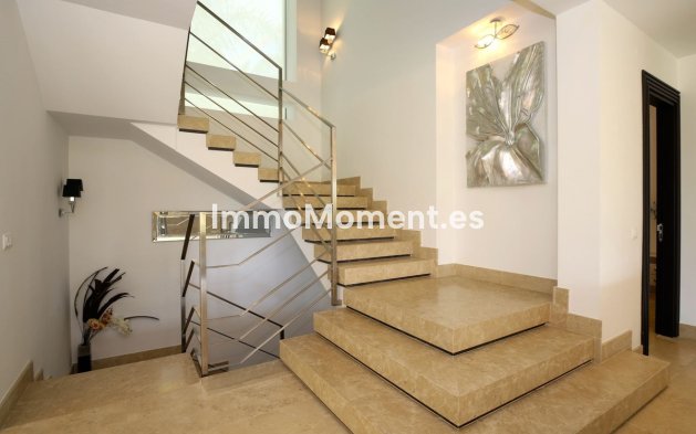 Revente - Villa - Marbella - Nueva Andalucía