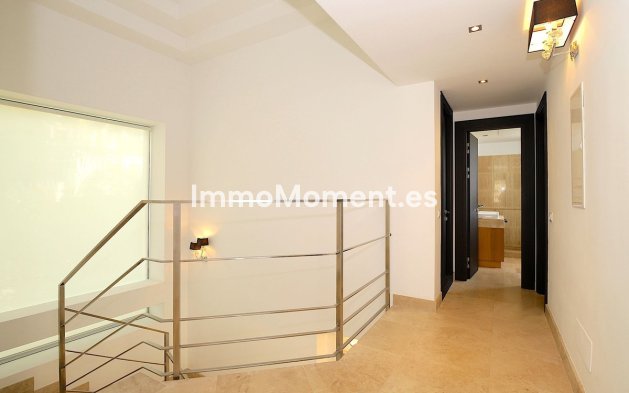 Revente - Villa - Marbella - Nueva Andalucía