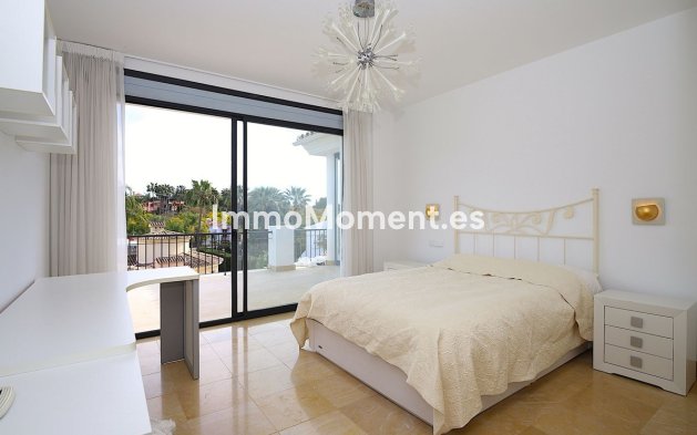 Revente - Villa - Marbella - Nueva Andalucía