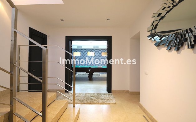 Revente - Villa - Marbella - Nueva Andalucía