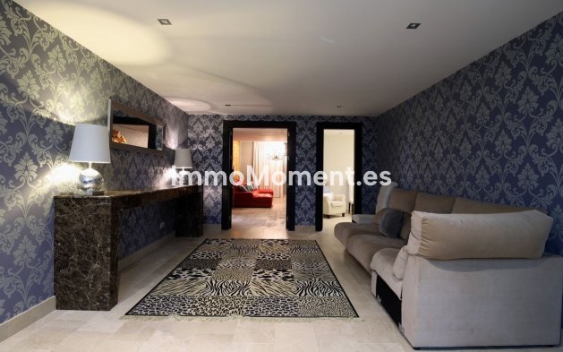 Revente - Villa - Marbella - Nueva Andalucía