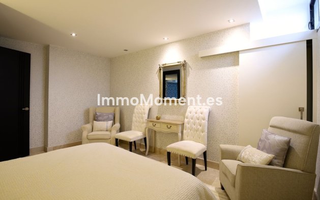 Revente - Villa - Marbella - Nueva Andalucía