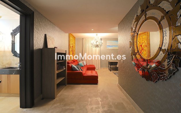 Revente - Villa - Marbella - Nueva Andalucía