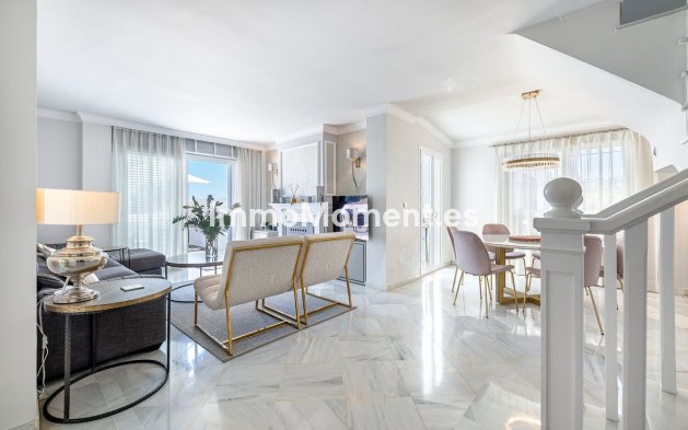Bestaande woning - Geschakelde woning - Marbella - Nueva Andalucía