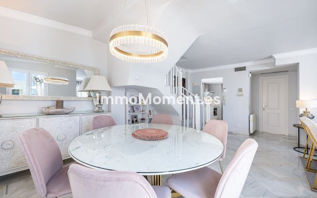 Bestaande woning - Geschakelde woning - Marbella - Nueva Andalucía