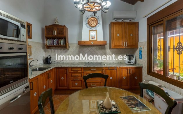 Bestaande woning - Landhuis - Binnenland  - Coín