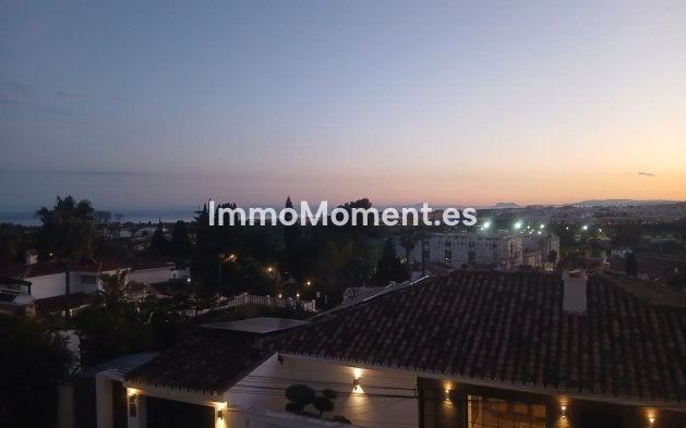 Revente - Villa - Marbella - Nueva Andalucía