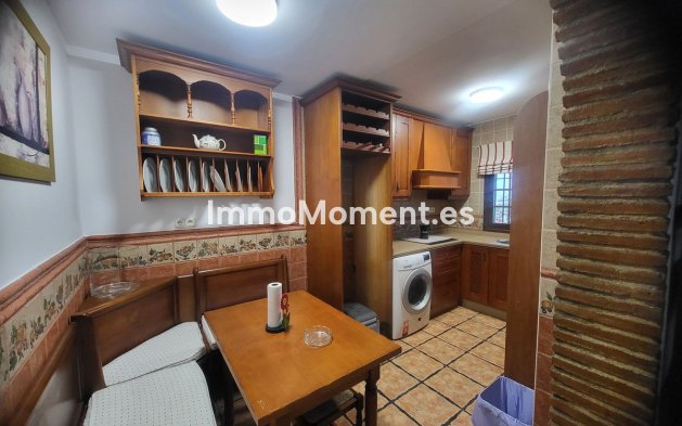 Revente - Villa - Marbella - Nueva Andalucía