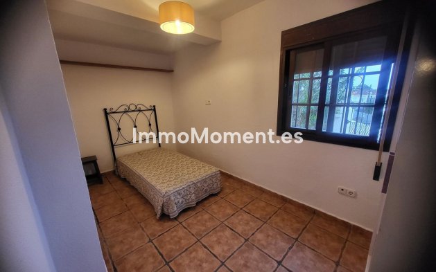Revente - Villa - Marbella - Nueva Andalucía