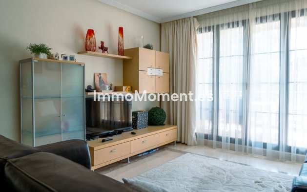 Resale - Apartment - Benahavís - Los Arqueros