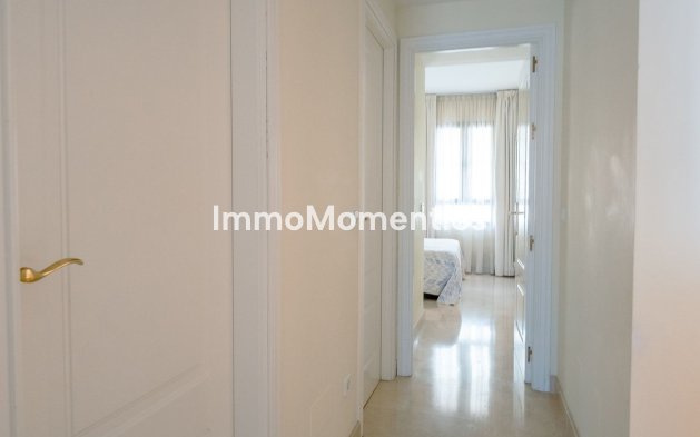 Resale - Apartment - Benahavís - Los Arqueros