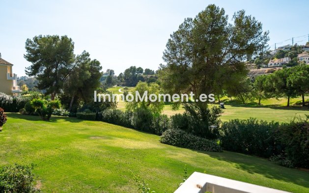 Resale - Apartment - Benahavís - Los Arqueros