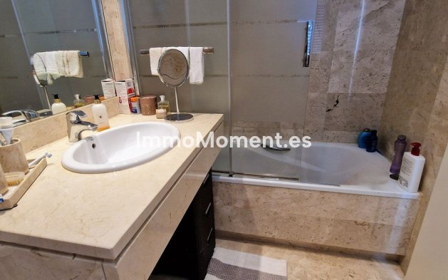 Revente - Maison mitoyenne - Marbella - Artola