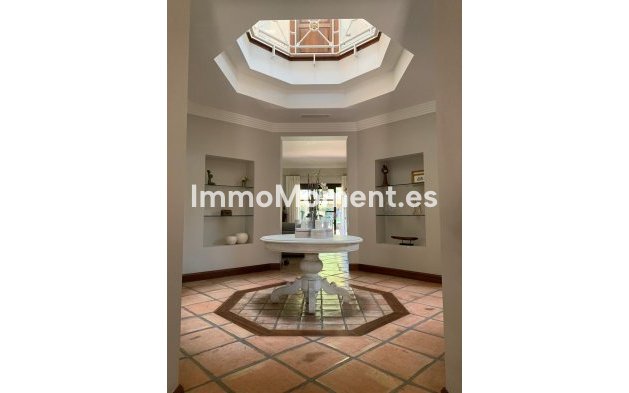 Wiederverkauf - Villa - Marbella - Marbella Centro